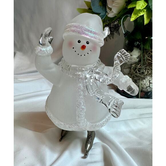 Vintage Christmas Around the World Skating Snowman Frosted Glass - Picture 2 of 16